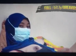 الحجاب الذي يتدلى من رأس زوجة سانغي: فيديو إباحي جديد يستكشف الرغبة والمحرمات في إندونيسيا