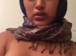 فتاة عربية جميلة تحتفظ بجاذبيتها الحقيقية في فيديو إباحي جديد