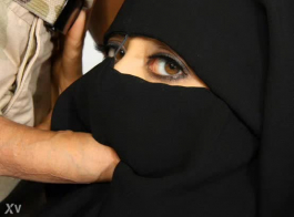 نساء مسلمات حقيقيات: سحر الحجاب والبرقع في فيديو إباحي ساخن وجريء